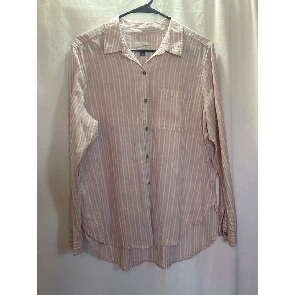 Universal Thread Pink and White Striped Button-Down Shirt - Picture 2 of 5